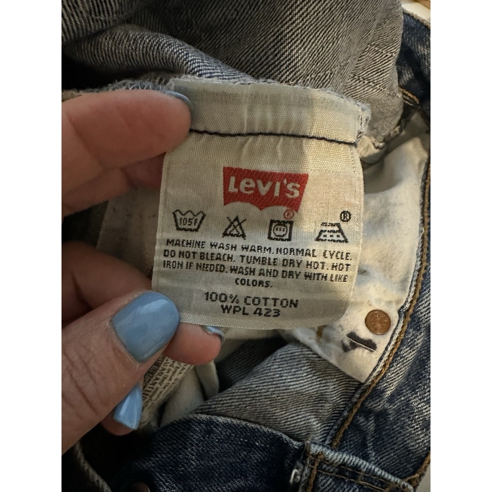 Vintage 2005 Levi's 501 Original Fit Jeans – Men's 36x30 - Picture 4 of 7